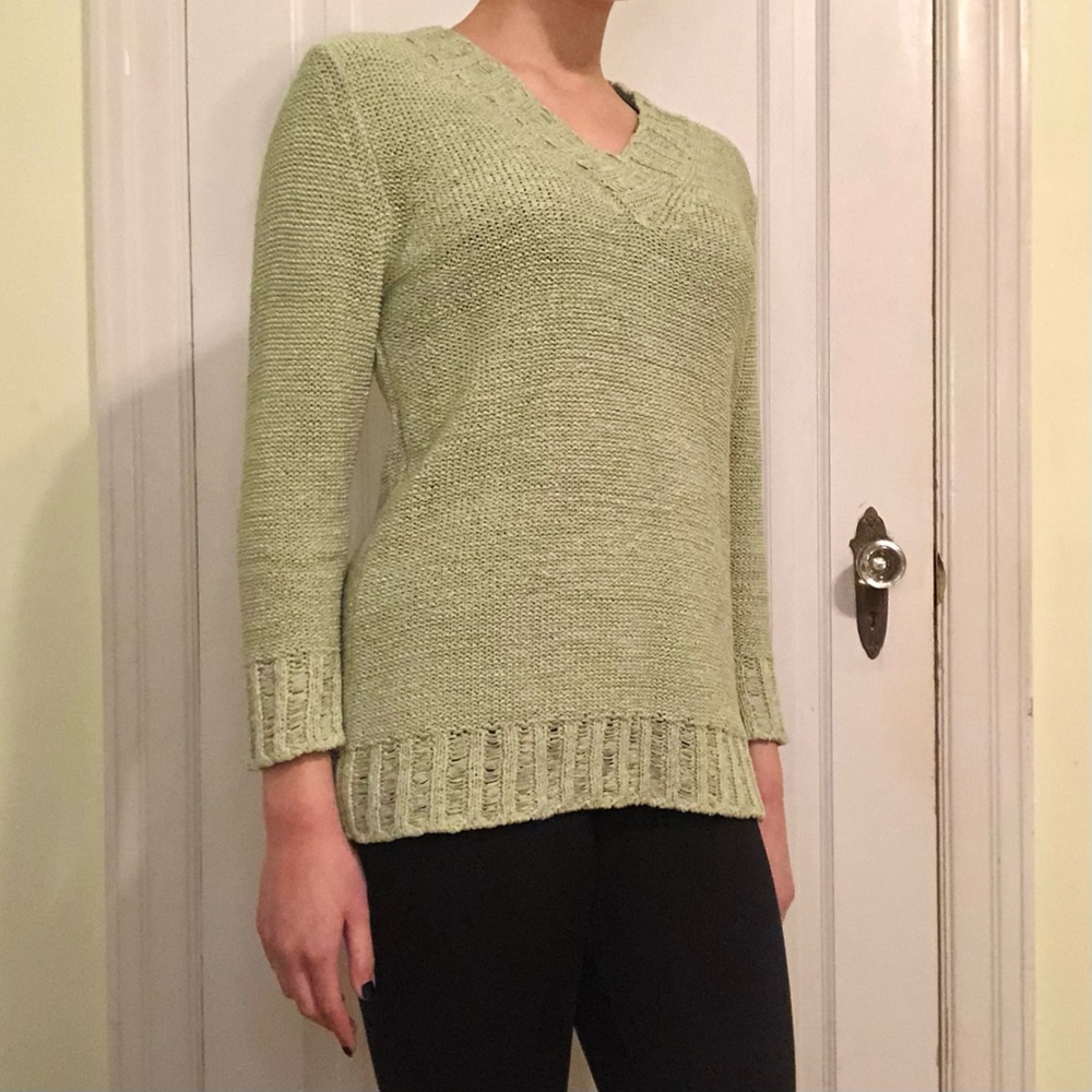 C’est City August Silk Green V-Neck Sweater
